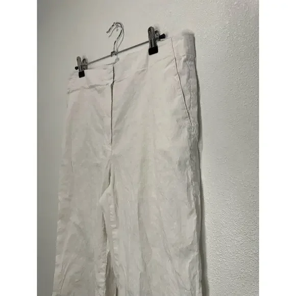 Theory Wide Crop Pant in Good White Linen - Picture 7 of 10